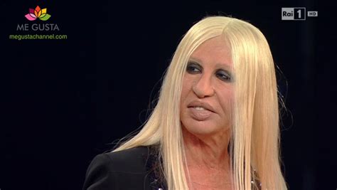 sanremo versace imitazione|Sanremo 2016: Virginia Raffaele imita Donatella .